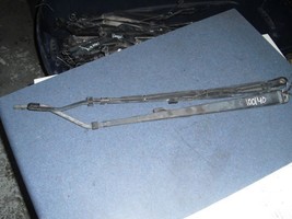 Pair of Front Wiper Arms OEM 2001 Pontiac Grand Prix90 Day Warranty! Fast Shi... - £4.69 GBP