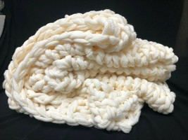 ienjoy home Chunky Knitted Throw Blanket, Cream/Ivory - £31.13 GBP