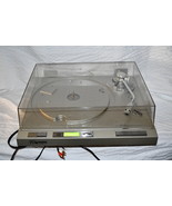 JVC TURNTABLE QL-F6 FOR REPAIR / RESTORATION / PARTS / AS IS / POWERS ON... - $499.21 CAD