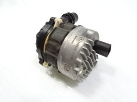 20 Mercedes AMG GT R aux, water pump, auxiliary, front, 0005005600 - £124.98 GBP