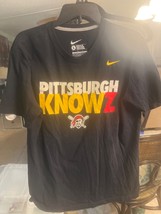 PITTSBURGH PIRATES (2012) Official &quot;Pittsburgh Knowz&quot; MLB NIKE T-Shirt S... - £15.53 GBP