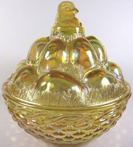 1970s Westmoreland Glass Honey Amber Carnival Chick On Eggpile 6.5&quot; Cove... - £127.88 GBP