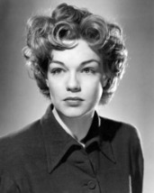 Simone Signoret 1940&#39;s studio portrait in dark jacket 24x30 inch poster - £22.52 GBP