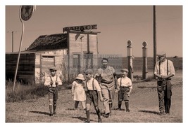 Great Depression Family At Texaco Gas Station Dust Bowel 4X6 Photo - $10.63