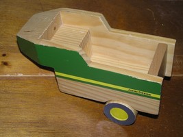 Used Learning Curved Green Yellow Painted JOHN DEERE Wood Tractor Trailer –  - £6.06 GBP