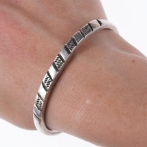 6.25&quot; Sturdy Vintage Native American chiseled silver bracelet - £217.12 GBP