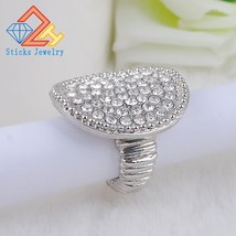 Fashion Stretch Ring for Women and Men Round Metal Rhinestone White K Plated Tre - £9.47 GBP