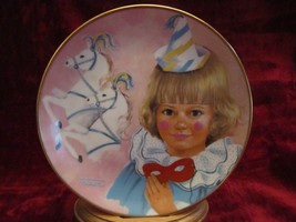 RED MASK collector plate Lorraine Trester LITTLE CLOWNS Circus - $185.81 MXN