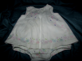 CARTER&#39;S one pc w/dress front 9  mos w/embroidered butterflies flowers (... - $5.94