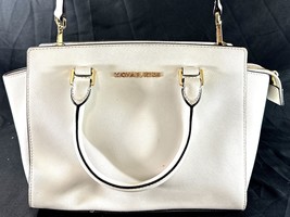 Michael Kors White Saffiano Leather Satchel Crossbody Bag Gold Hardware - $930.66 MXN