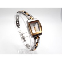 Womens Timex 17mm Watch Square New Battery Two-Tone M7 - £11.78 GBP