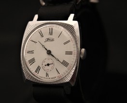 Rare vintage 1980&#39;s USSR, Pobeda 15 jewel ZIM 2602 all SS wristwatch serviced! - £73.70 GBP