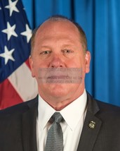 Tom Homan Former Ice Director Trumps &quot;Border Czar&quot; 8X10 Photo - £8.74 GBP