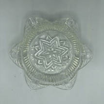 Star Shaped 6-Lobed Tobacciana Clear Glass Ashtray with Star-in Star Design EUC - £9.72 GBP