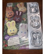 Wilton 2105-2120 Bite Sized Bunny Pan 1996 Cookies Cakes Treats 9 Molds - $112.54 MXN