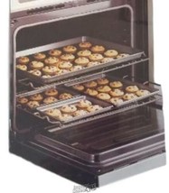 Wilton-Oven Maximizer 4 Pc Set 21X15, 9X13, 7.25 X 10.25 (2), Great For Space - £30.04 GBP