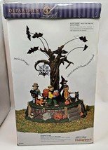Dept 56 The Original Snow Village Halloween Costume Parade Tested Works ... - $844.88 MXN