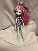 Monster High Rochelle Goyle 2011 Doll - £15.56 GBP