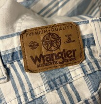 Vintage Wrangler Denim Shorts Striped Mens Size 38 - $21.78