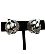 Vintage Coro Clip On Earrings Leaf Silvertone Lily Pad Shiney Rare  - $9.22