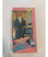 Ken (Boyfriend of Barbie) Flight Time Gift Set (NEW) - £33.81 GBP