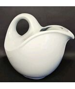 Vintage Hall Water Pitcher 1000 Gray Loop Around Handle Art Deco Ice Lip - $60.51