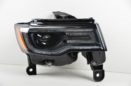 Complete! 2017-2021 Jeep Grand Cherokee NON-AFS Headlight Right Passenger OEM - $543.51