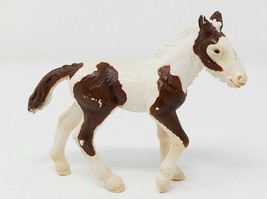 Schleich 13295 Tinker Foal Figure 2005 Horse Farm Life Brown and White Retired - £2.03 GBP