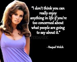 RAQUEL WELCH I DONT THINK YOU CAN REALLY QUOTE PUBLICITY PHOTO PRINT ALL... - $4.79+