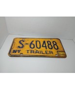 Vintage 1982 New York Yellow And Blue Trailer Plate S-60488 - $20.89