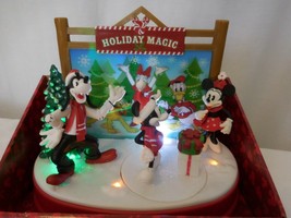 Disney Ruz Winter Magic Animated Scene Lights Music Mickey Goofy Minnie - £24.09 GBP