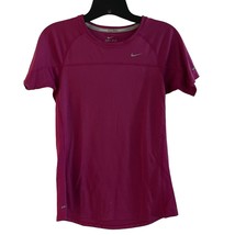 Nike Dri-Fit S Small Activewear Womens Athletic Fit Short Sleeve Crew Burgundy - £7.90 GBP