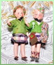 4” Hertwig German Miniature Doll Scottish Painted Bisque Antique Couple Boy Girl - £47.39 GBP