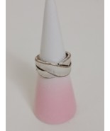 VTG Premier Designs Matte SilverTone CrissCross Ring Size 9.5 - $192.36 MXN