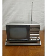 Sylvania 5&quot; Portable Black &amp; White TV AM/ FM Radio w/ Antenna 1983 Vintage - $553.71 MXN