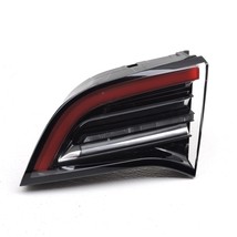 2020-2024 Tesla Model Y Rear Right Side Inner Tail Light Lamp 4 Pin Oem ... - $1,667.95 MXN