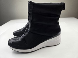 DKNY Women&#39;s Parla Zip Up Wedge Sneaker,  8 M - $44.55