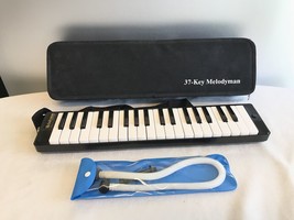 MelodyMan 37-Key Pianoca by Melodyman with Case - $28.00