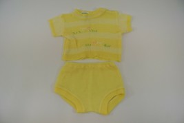 Giltknits Yellow Baby Outfit 2 Pieces Dog Motif Soft Acrylic Vtg 0-6 Months - $22.24