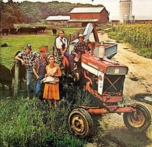 Travelers Insurance Farm Family Tractor 1979 Advertisement Vintage DWKK5 - $465.81 MXN