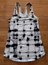 Lululemon Studio Racerback Ghost Weave White Black Sz 6 gray graphic gym... - £12.23 GBP