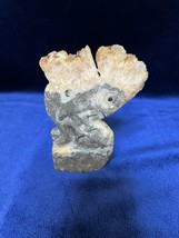 Agate Crystal Cluster Lizard Iguana Carving - $14.84