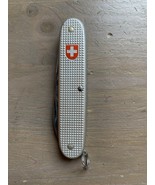Navaja suiza Victorinox vintage SAK Schweizer 2000 usada - $55.51