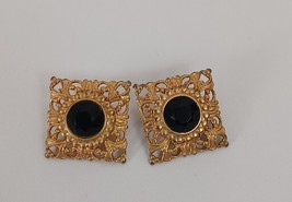 Goldtone Filigree Black Stone Pierced Earrings Missing Backs - $117.96 MXN