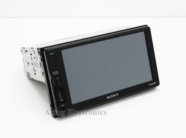 Sony XAV-AX1000 6.2" Media Receiver with Bluetooth image 2