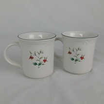 Pfaltzgraff Winterberry Pattern Coffee 12 oz Tea Mugs Set of 2 Holly Christmas - £7.66 GBP