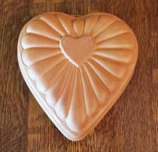 TerraWare Heart Shaped Jello Mold - £8.01 GBP