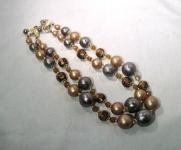 Vintage Art Glass &amp; Metallic Bead Double Strand Unsigned Necklace K1475 - £29.58 GBP
