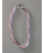Vintage Jewelry Necklace Pink White Swirl Bead Faux Pearl Choker - $365.67 MXN