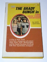 The Brady Bunch Paperback Book By Jack Matcha Vintage 1972 The New York ... - $9.99